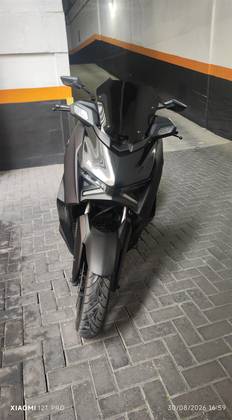 YAMAHA XMAX 300 CONNECTED ABS YAMAHA XMAX 300 CONNECTED ABS